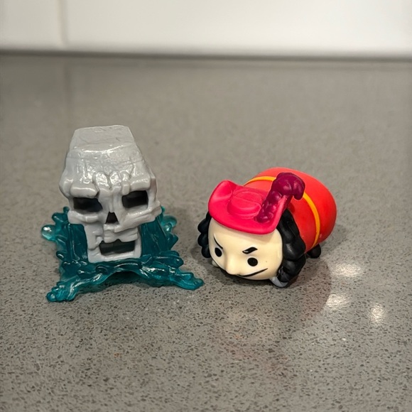 Disney Other - Disney's Peter Pan, Captain Hook Tsum Tsum